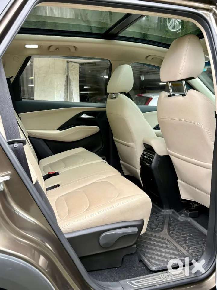 Mg Hector Sharp Pro 1.5 Turbo Mt Dual Tone, 2023, Petrol