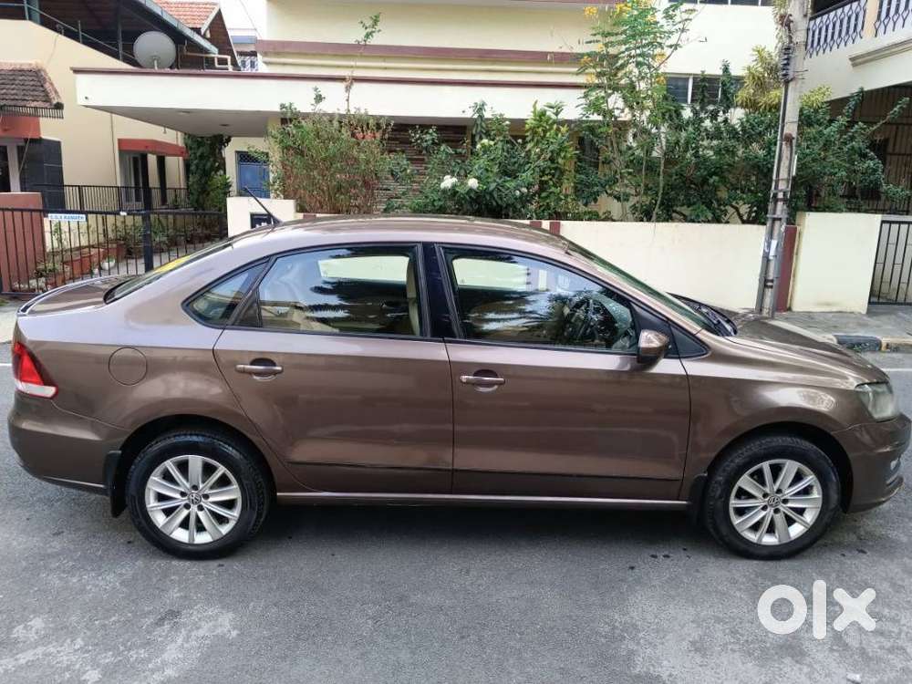 Volkswagen Vento 1.6 Highline, 2016, Petrol