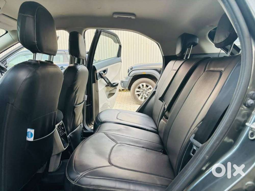 Tata Nexon 1.2 Revotron Xza Plus Premium, 2022, Petrol