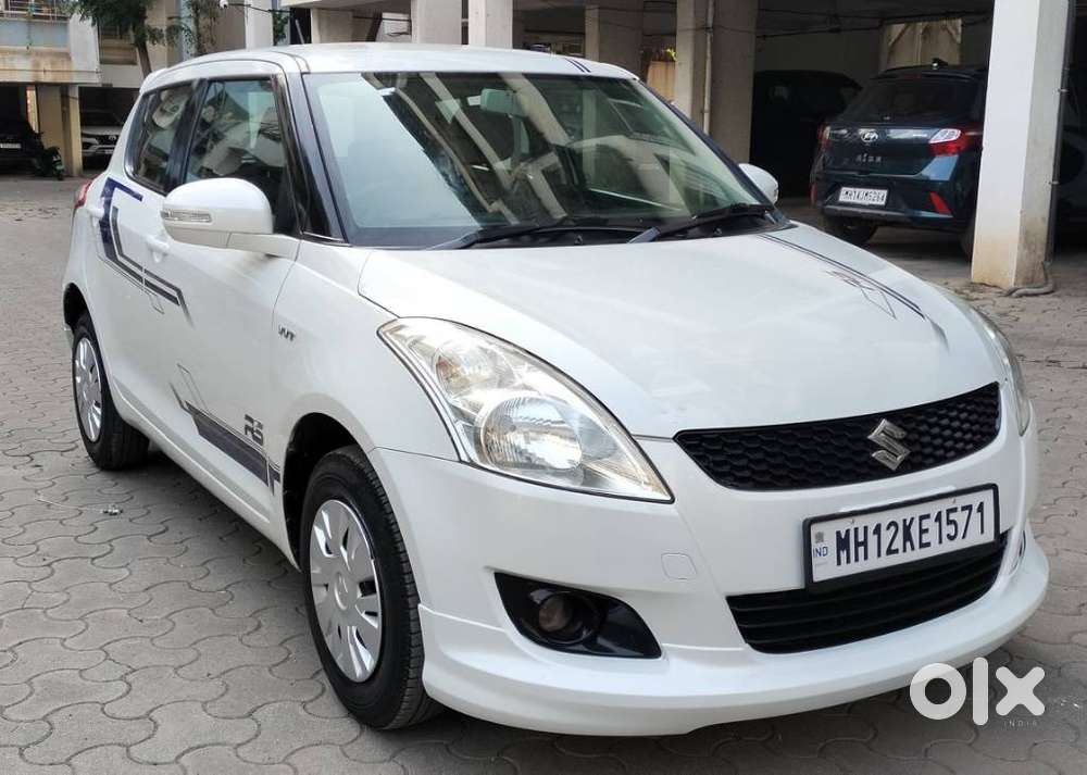Maruti Suzuki Swift Vxi + Manual, 2013, Petrol