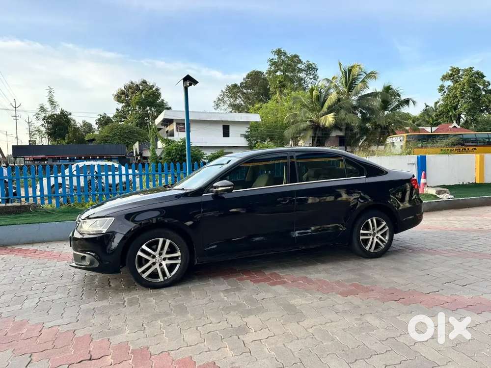 Volkswagen Jetta Diesel Dsg Highline Black