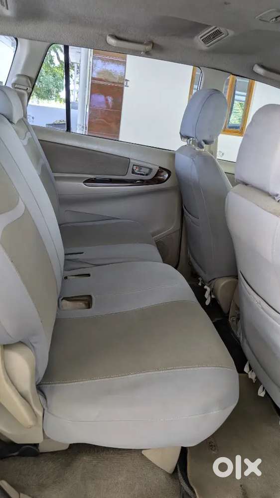 Toyota Innova 2014 Diesel Well Maintained
