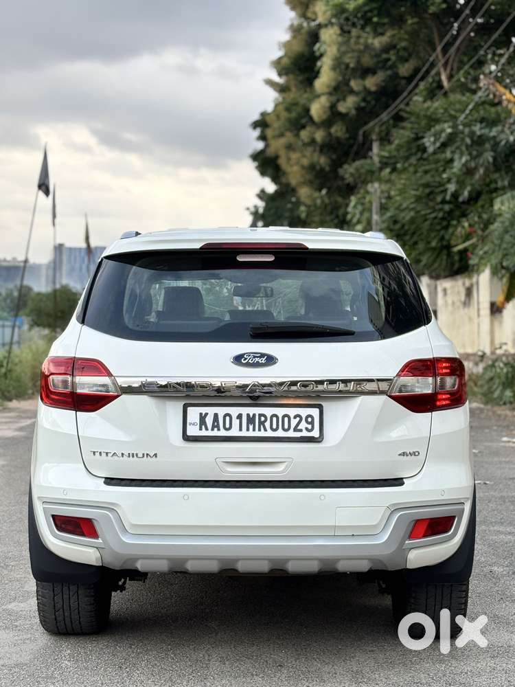 Ford Endeavour 3.2 Titanium At 4x4, 2016, Diesel