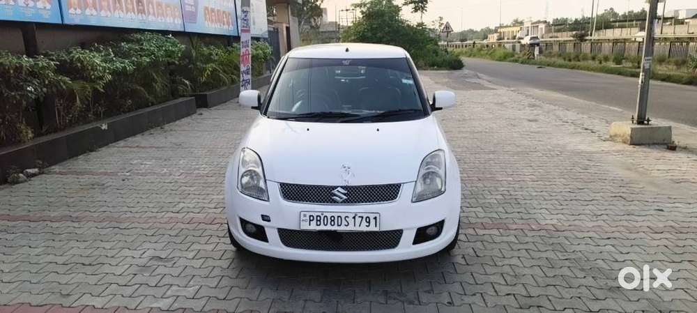 Maruti Suzuki Swift Dzire Ldi, 2013, Diesel