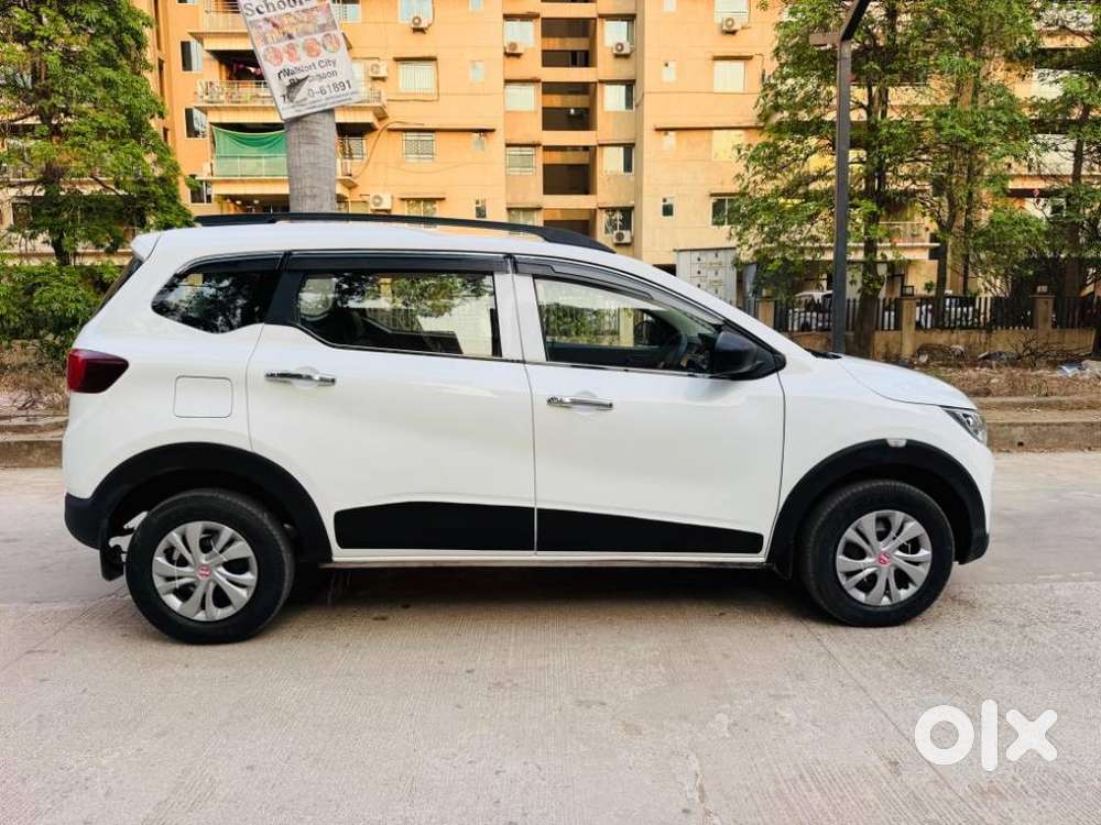 Renault Triber 1.0 Rxe, 2023, Petrol