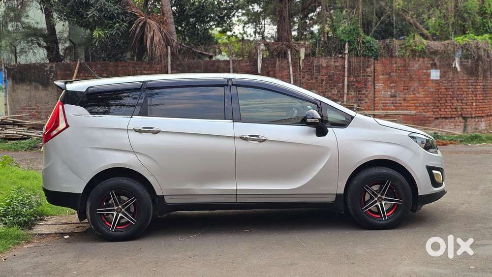 Mahindra Marazzo M4 8str, 2019, Diesel