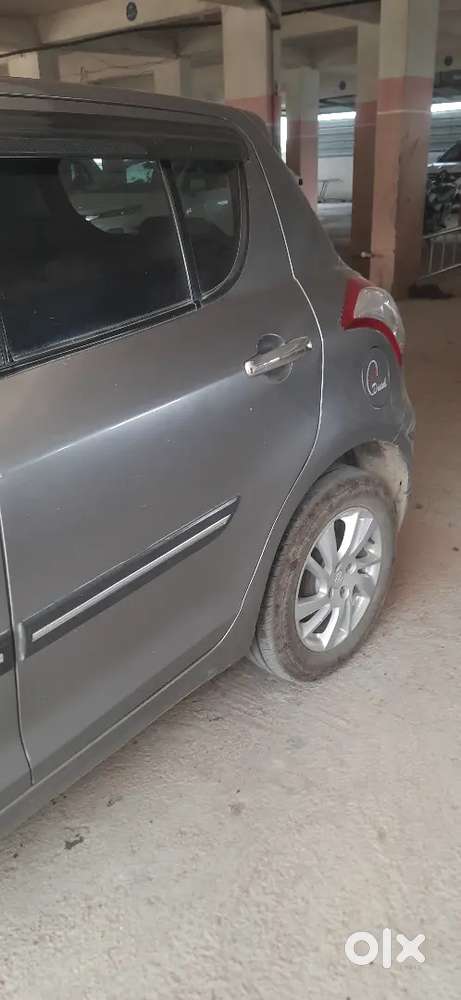 Maruti Suzuki Swift 2012