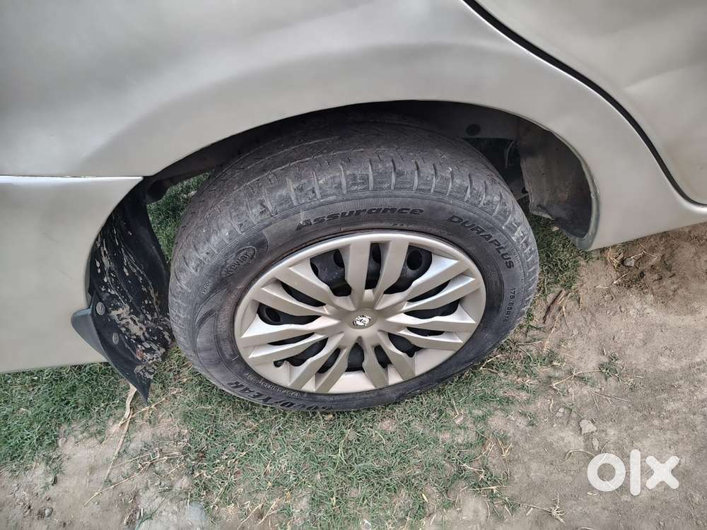 Toyota Etios Xclusive Petrol 2011