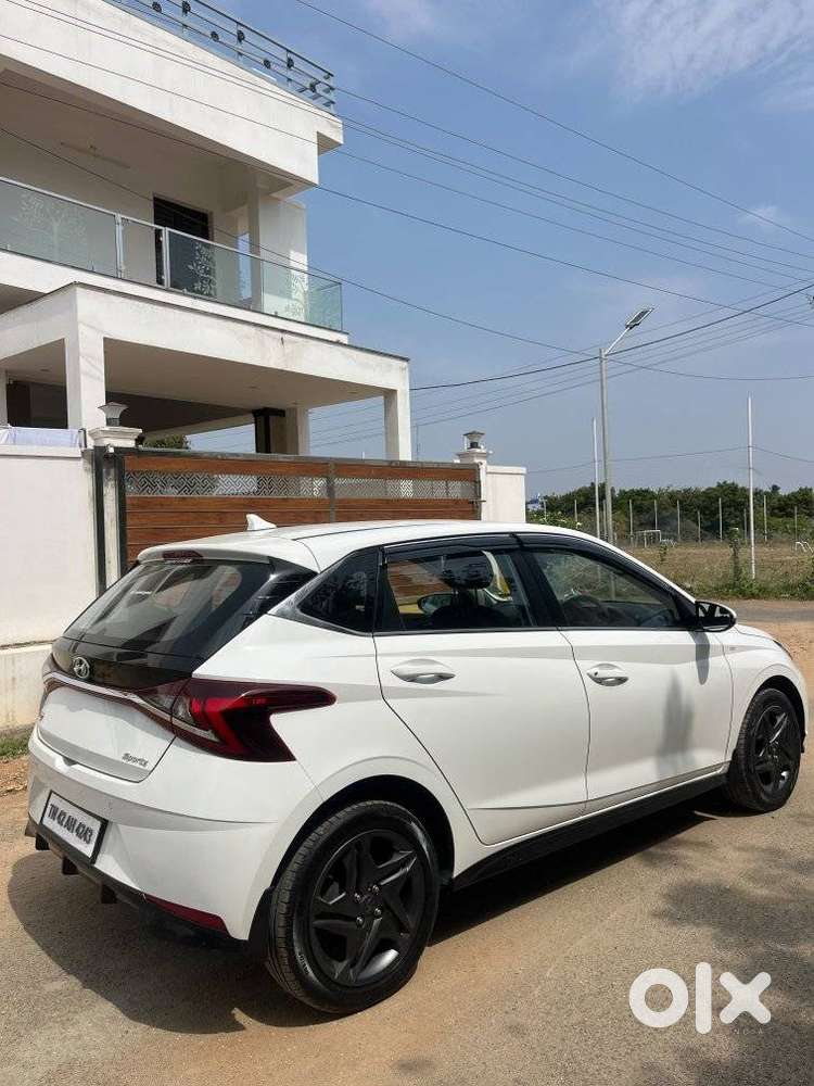 Hyundai I20 Sportz 1.2 Mt Dual Tone, 2021, Diesel