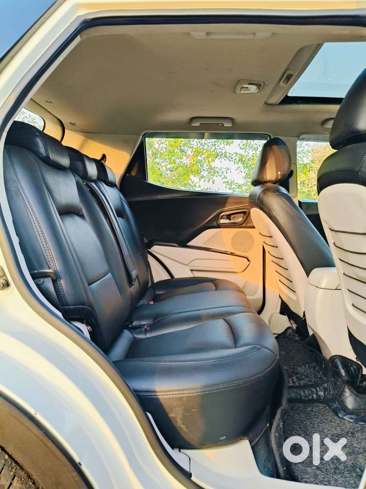 Mahindra Xuv300 W8 Diesel, 2019, Diesel