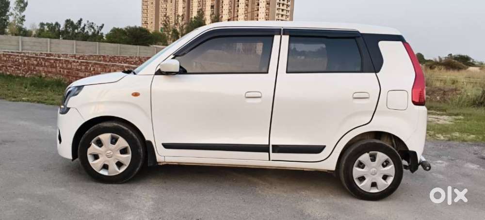Maruti Suzuki Wagon R Vxi Amt1.2, 2025, Cng & Hybrids
