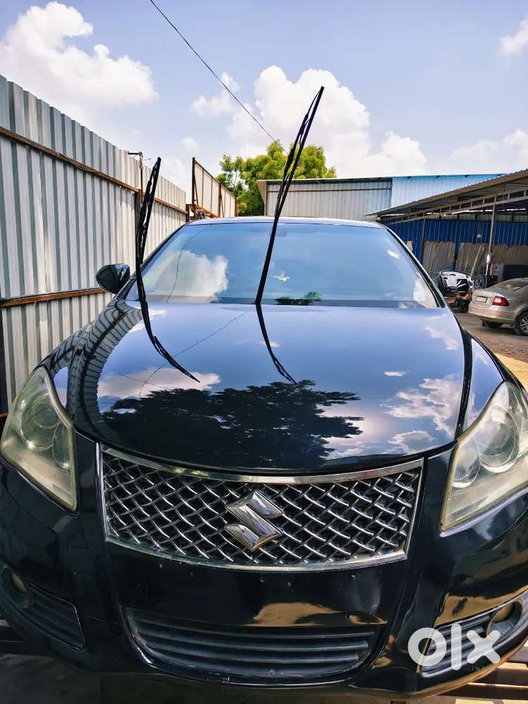 Maruti Suzuki Kizashi 2011 Hybrid Cng Petrol