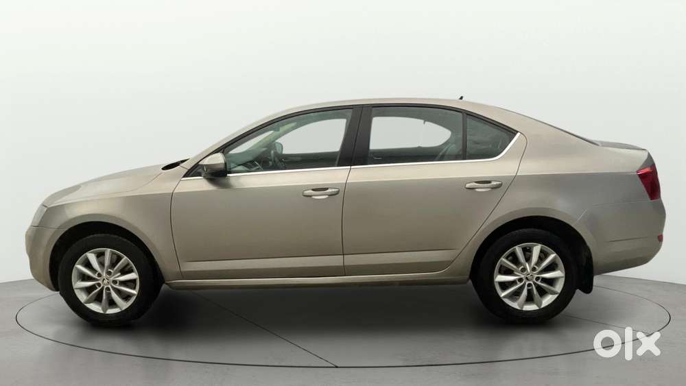 Skoda Octavia 1.8 Tsi At Style Plus, 2017, Petrol