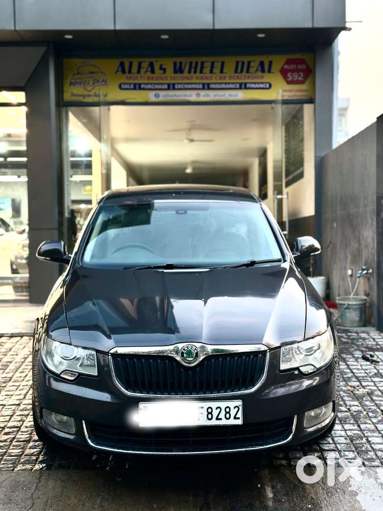 Skoda Superb 1.8 Elegance Tsi At, 2011, Petrol