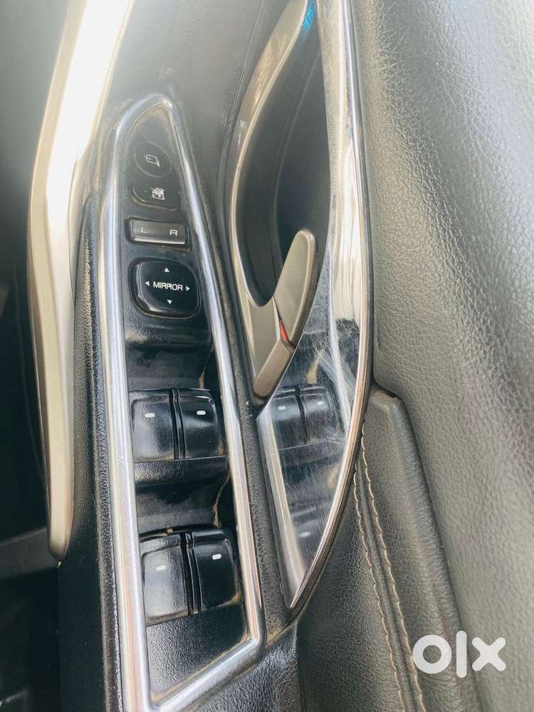 Mahindra Xuv500 W11, 2019, Diesel