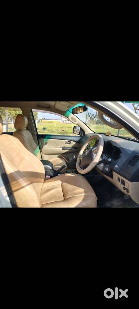 Toyota Fortuner 2014 Diesel 4x4 Manual – Second Owner – Excellent Cond