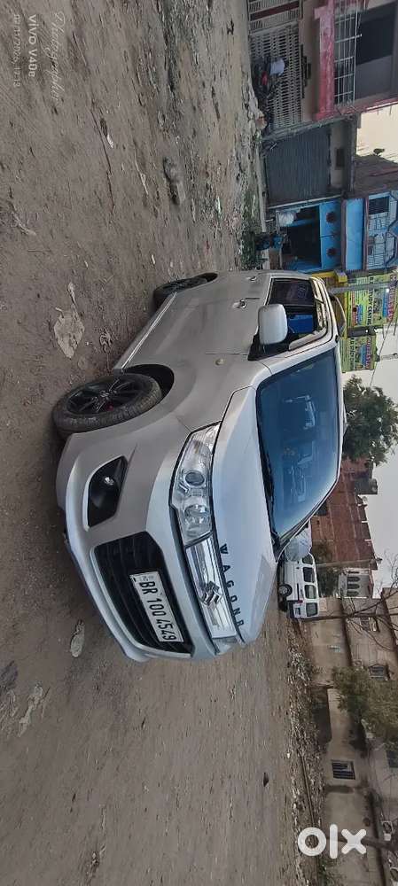 Well Maintained Car All Tyre New New Music Sistem