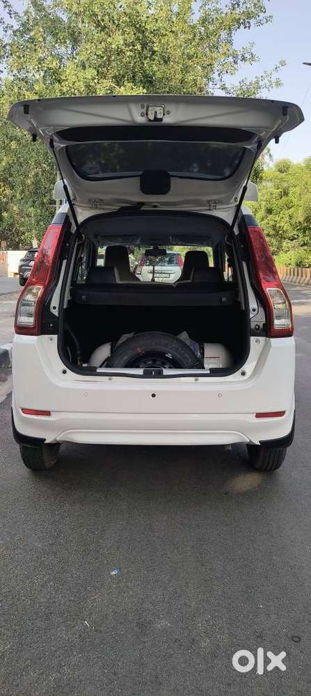Maruti Suzuki Wagon R Vxi 1.0, 2023, Cng & Hybrids