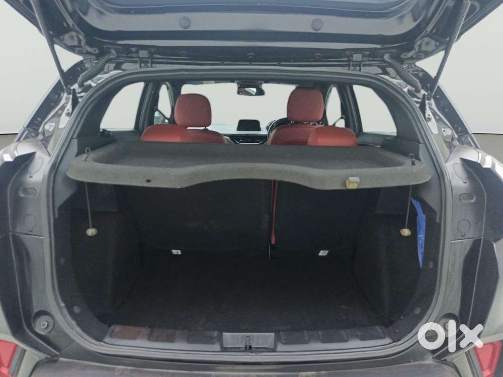 Tata Nexon 1.5 Revotorq Xza Plus Luxs Red Dark Edition Amt, 2023, Di..