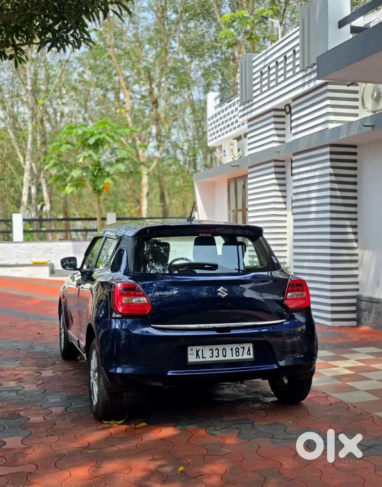 Maruti Swift Zxi Automatic Petrol In Showroom Condition