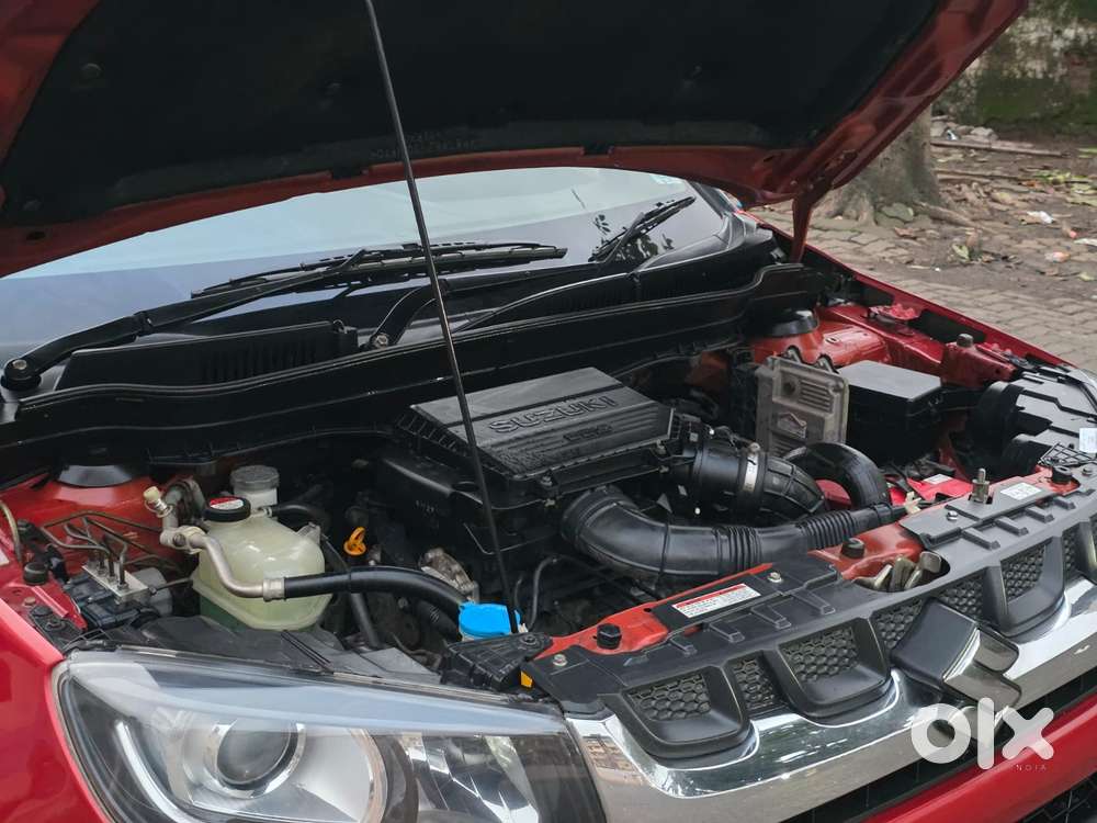 Maruti Suzuki Brezza Zdi+ Dual Tone, 2016, Diesel