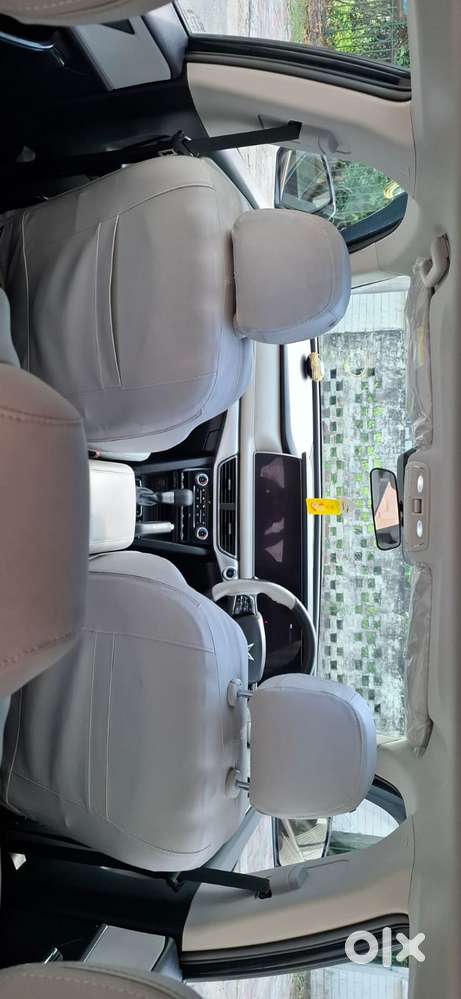 Mahindra Xuv700 2.2 Ax 7 Diesel At Str, 2025, Diesel