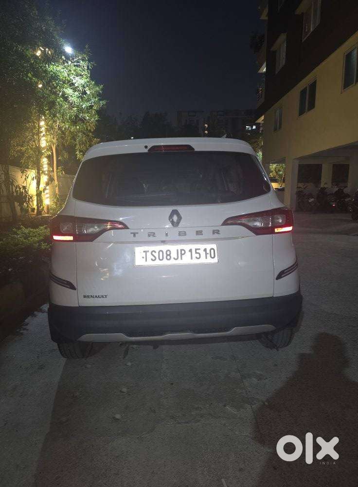 Renault Triber Rxz Easy-r Amt, 2023, Petrol