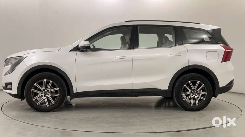 Mahindra Xuv700 2.2 Ax 7 Diesel At Luxury Pack Str, 2022, Diesel