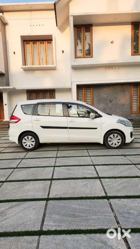 Maruti Suzuki Ertiga 2017