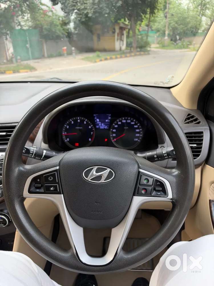 Hyundai Verna Fluidic 1.6 Vtvt, 2013, Petrol