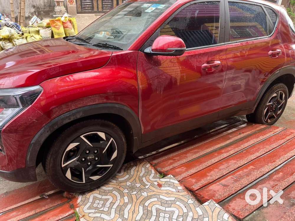 Kia Sonet 2025 Petrol Well Maintained