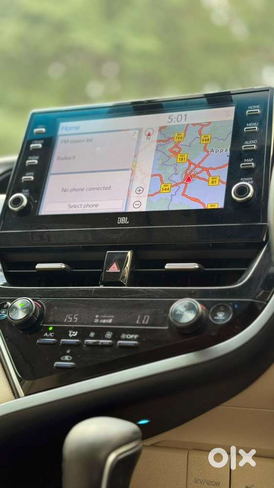 Toyota Camry Hybrid, 2022, Petrol