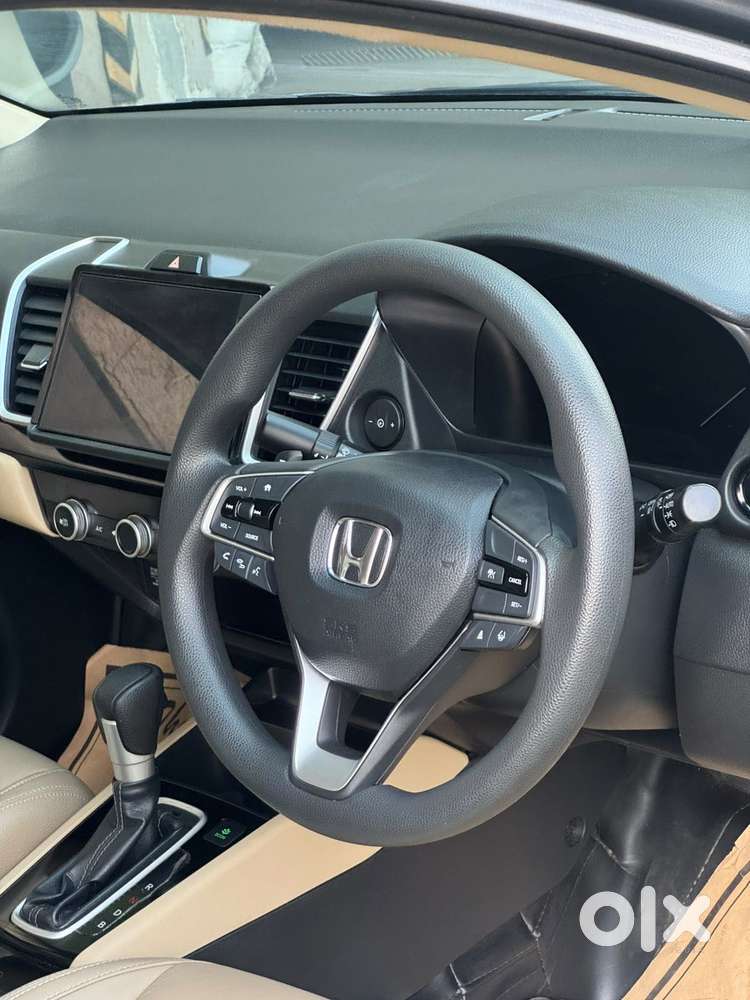 Honda City Hybrid Ehev V, 2023, Petrol