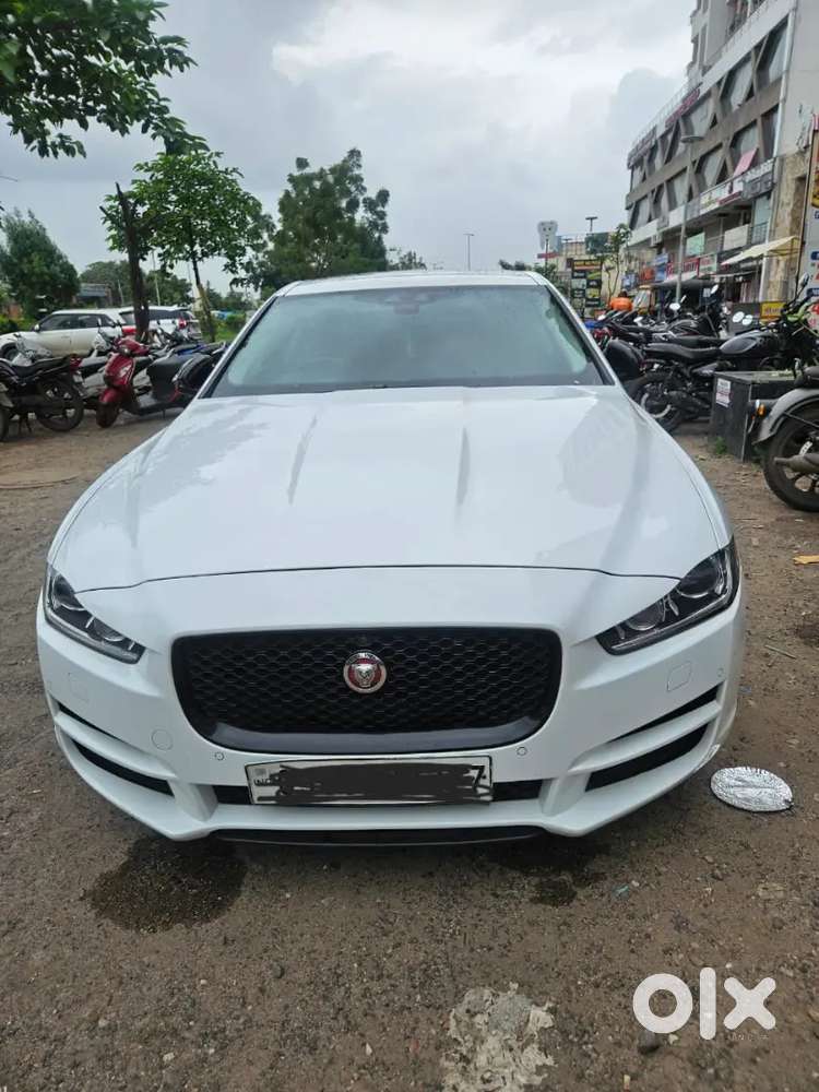 Jaguar Xe Portfolio For Sale – Premium Luxury Sedan