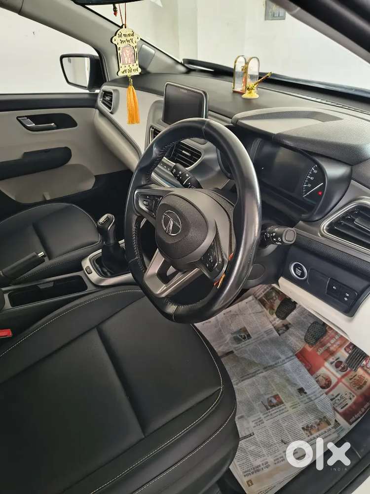 Tata Altroz 1.2 2023 Km Driven
