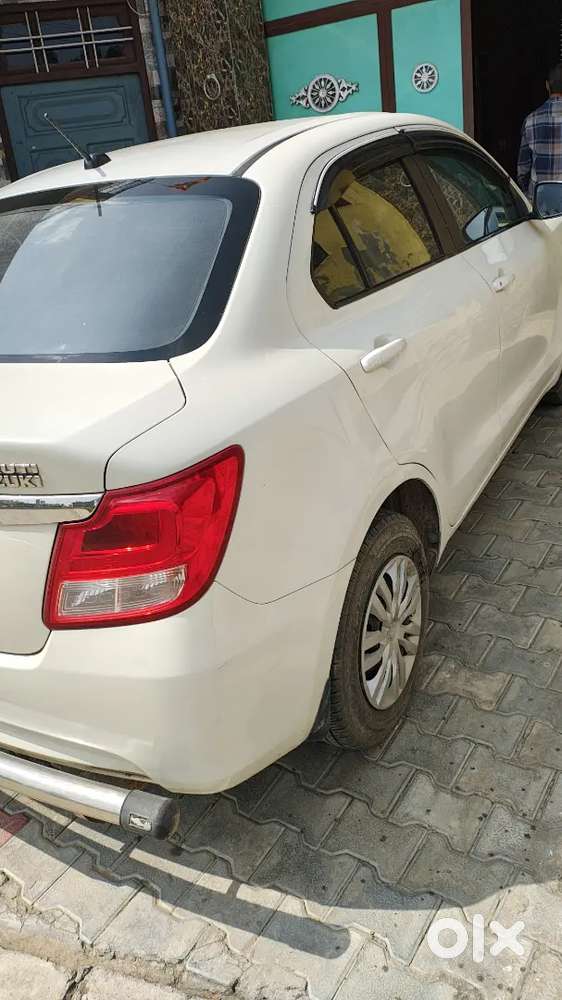 Maruti Suzuki Dzire 2017 Diesel Well Maintained