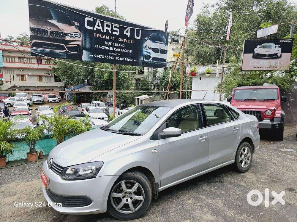 Volkswagen Vento 2010-2013 Petrol Highline, 2012, Petrol
