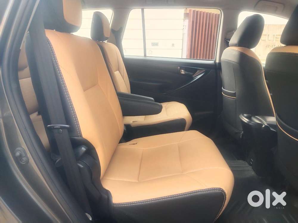 Toyota Innova Crysta 2.4 G Mt, 2016, Diesel
