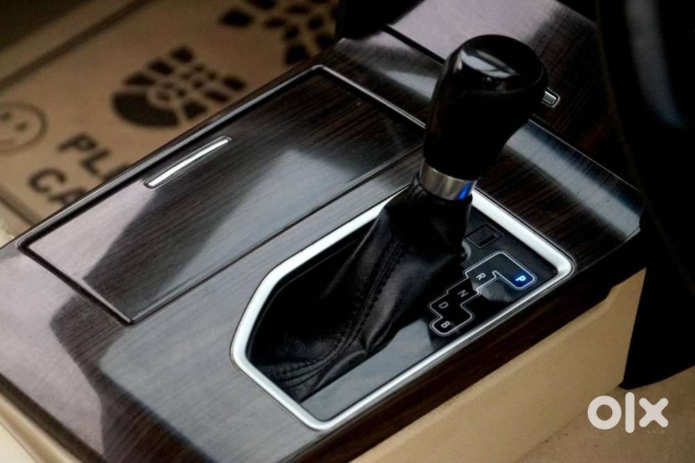 Toyota Camry Hybrid, 2017, Petrol