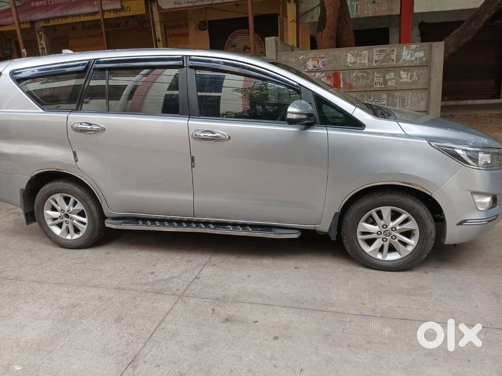 Toyota Innova Crysta G 8 Str, 2016, Diesel
