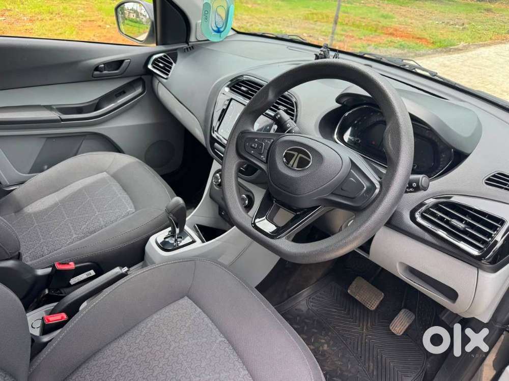 Tata Tiago 1.2 Revotron Xta, 2024, Petrol