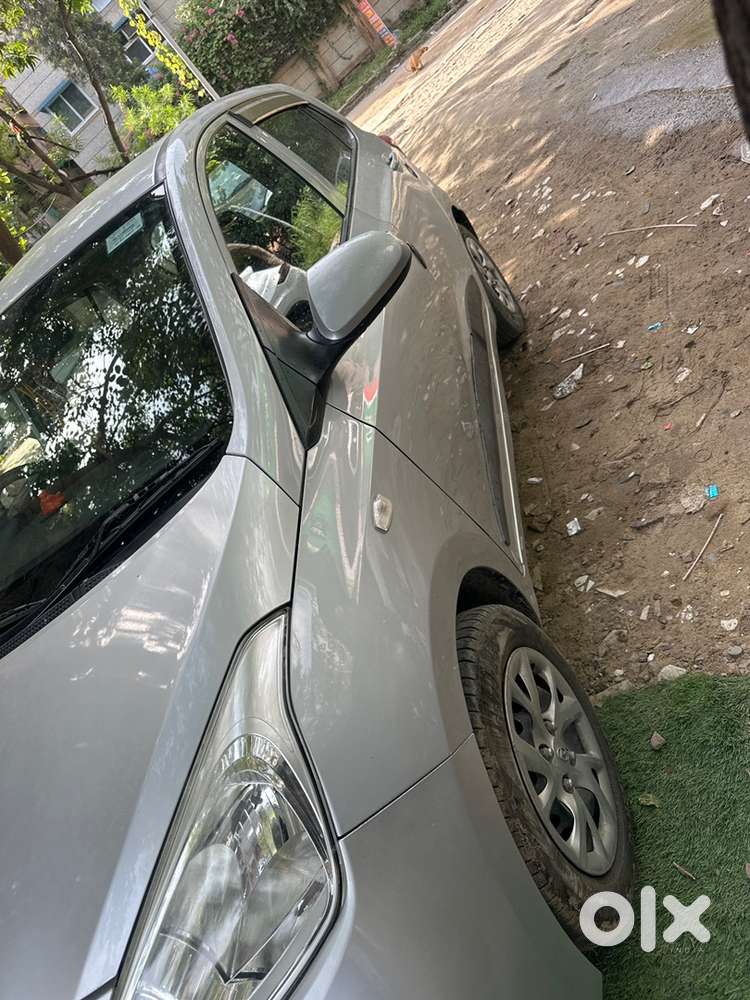 Dealers Stay Alway Hyundai Grandi10 2017 Cng & Hybrids Well Maintained