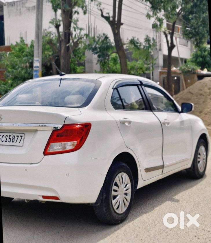 Maruti Suzuki Swift Dzire 1.2 Vxi Bsiv, 2022, Petrol