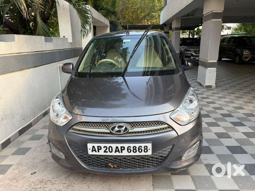 Hyundai Car Manual 2013
