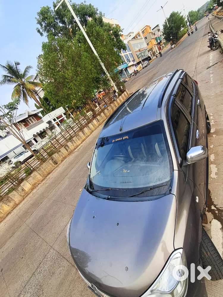 4 New Tyre 
Running  : 87,500 Km Genuinely 
Insurance : 2027 Validit