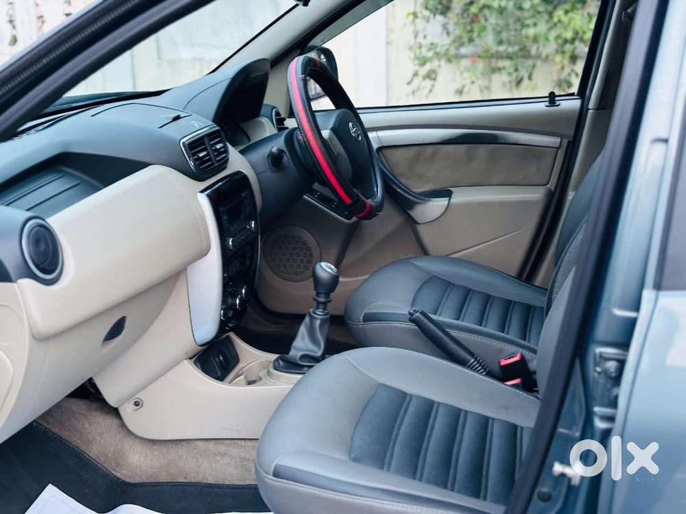 Nissan Diesel 2014 Car