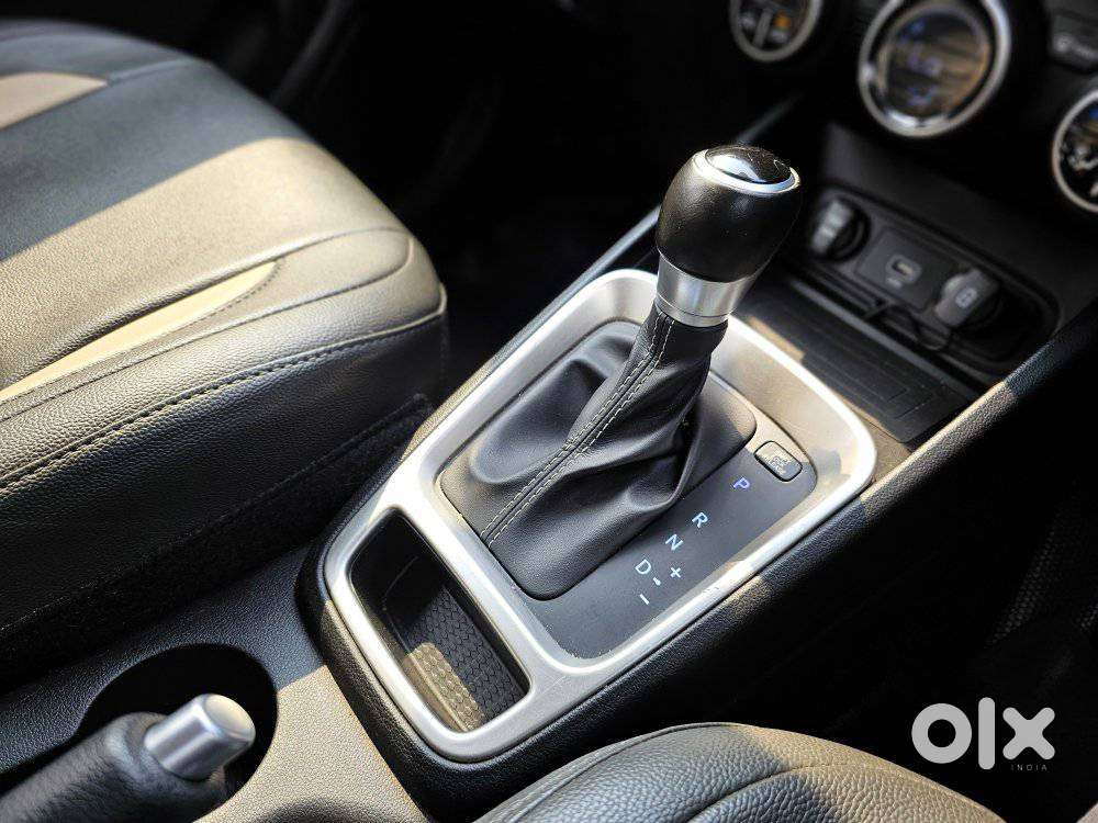 Hyundai Venue Sx Plus Turbo Dct, 2021, Petrol