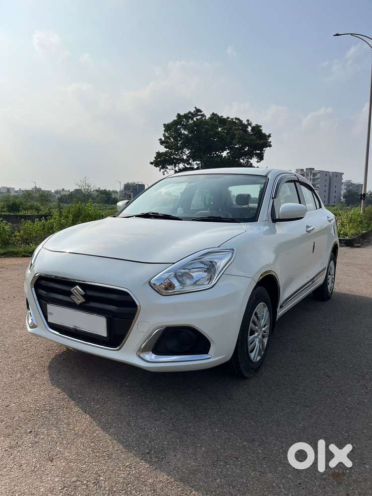 Maruti Suzuki Dzire 1.2 Vxi, 2023, Petrol