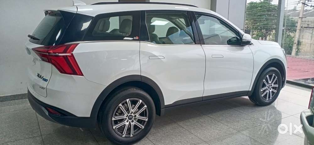 Mahindra Xuv700 2.0 Ax 7 Petrol At Luxury Pack Str, 2024, Petrol