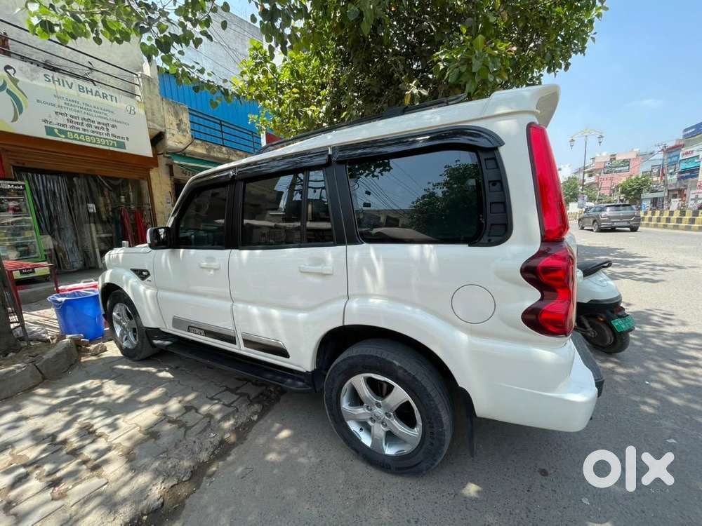 Mahindra Scorpio